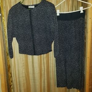 Stefano vintage 2 piece dress, black with mini white dots, size 7